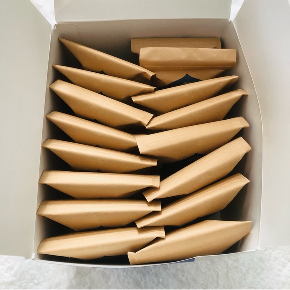 Brand New Lot Number Authentic Enagic Kangen Ukon & Honey Soap 1 Bar - Picture 4 of 7